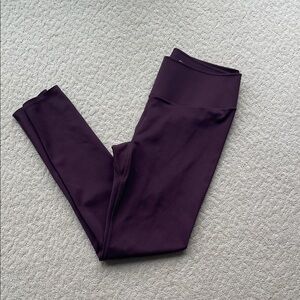 Uniqlo Plum Purple Leggings Women’s Large